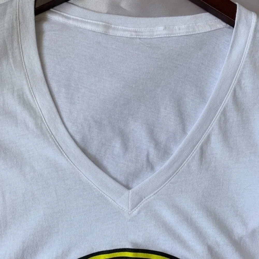 Green Day Revolution Radio V-Neck Tee - Picture 6 of 6
